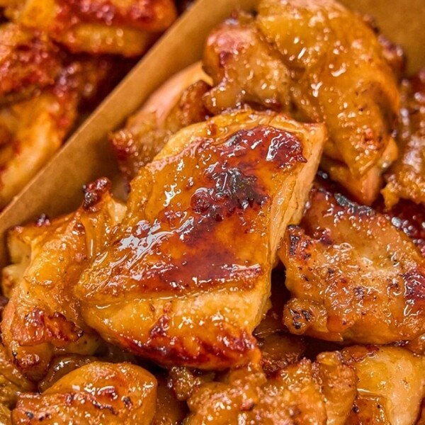 우주스토어,[예찬] 구워먹는 닭다리살 고추장맛 550g x 4팩 (총 2.2kg)